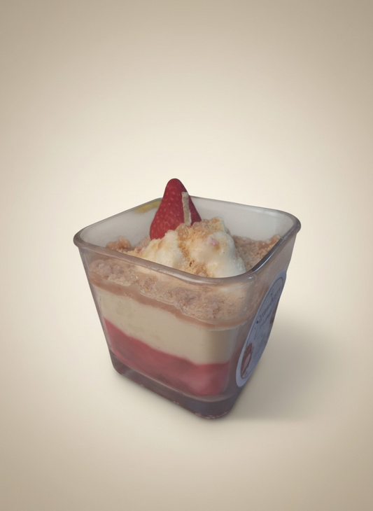 Strawberry Crumble Candle | Bakery Inspired Candle | Strawberry Dessert Candle